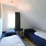 In South Holland Near Rotterdam بيت للعطل Simonshaven