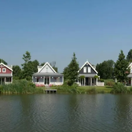 In South Holland Near Rotterdam بيت للعطل Simonshaven