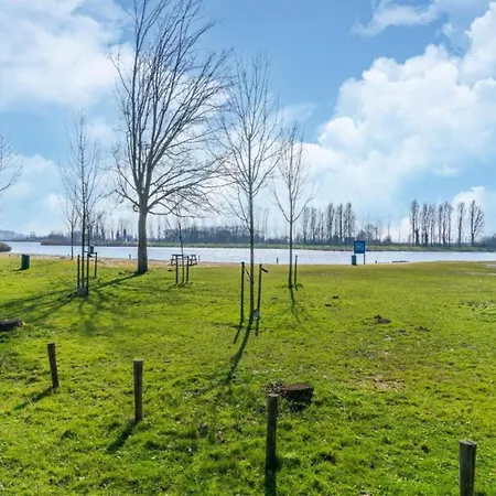 بيت للعطل In South Holland Near Rotterdam